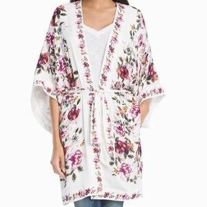 White House Black Market Simone Floral Print Kimono Ecru w/ Dark Berry Size XS